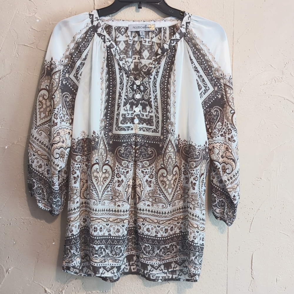Elegant blouse.Size S .